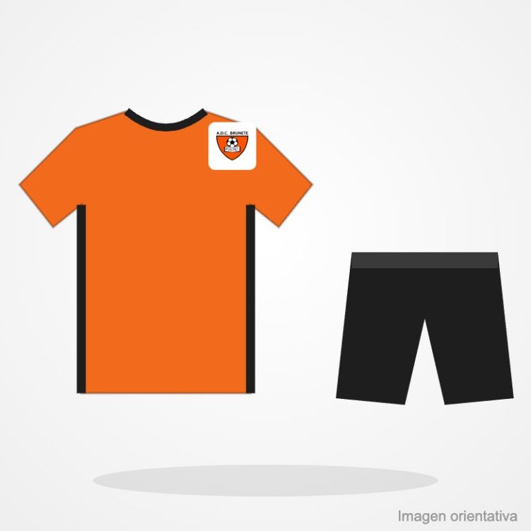 Imagen orientativa: Ropa de entrenamiento del ADC Brunete